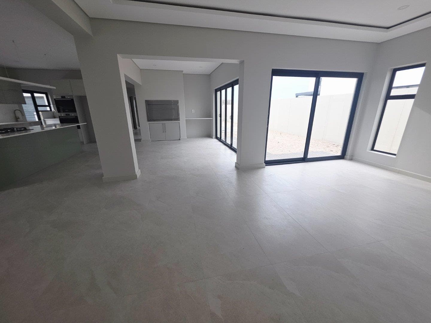 Your Vision, Your Home — North-Facing Plot & Build Opportunity in Parklands North - view 35