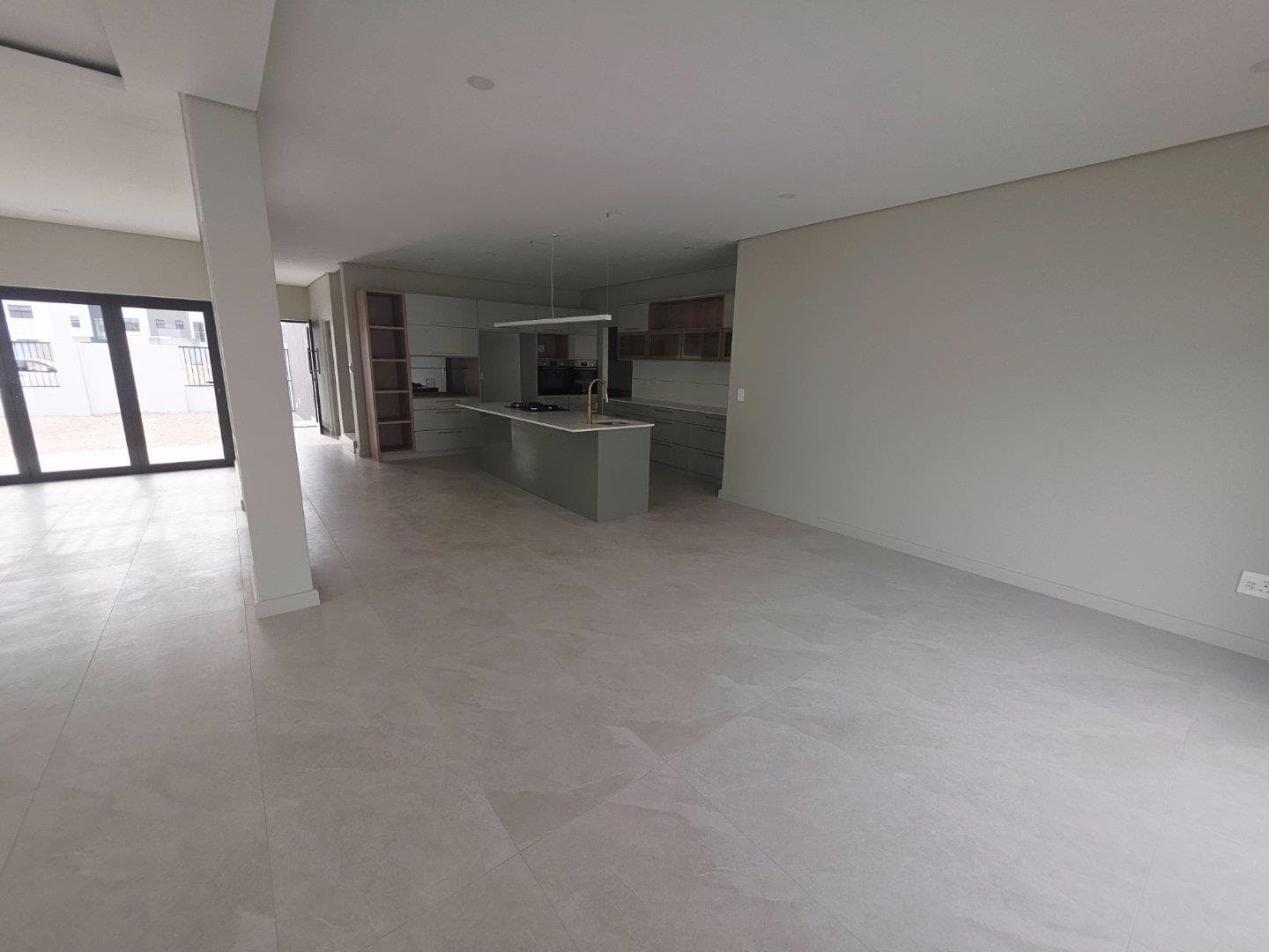 Your Vision, Your Home — North-Facing Plot & Build Opportunity in Parklands North - view 4