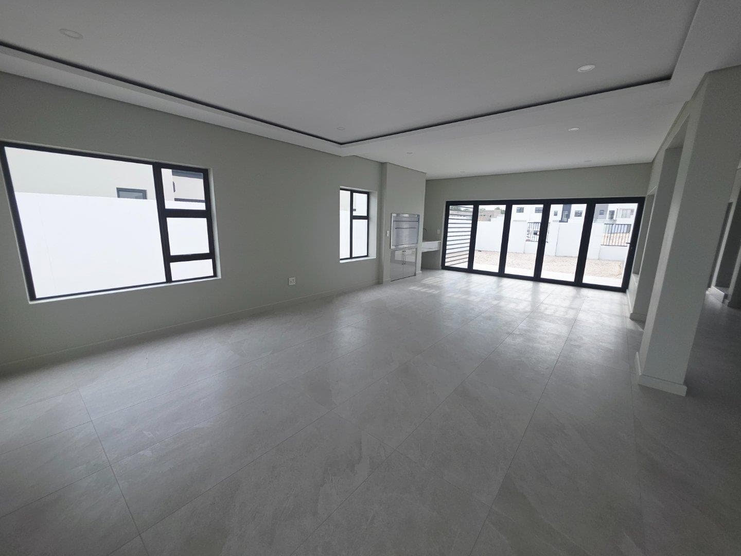 Your Vision, Your Home — North-Facing Plot & Build Opportunity in Parklands North - view 6