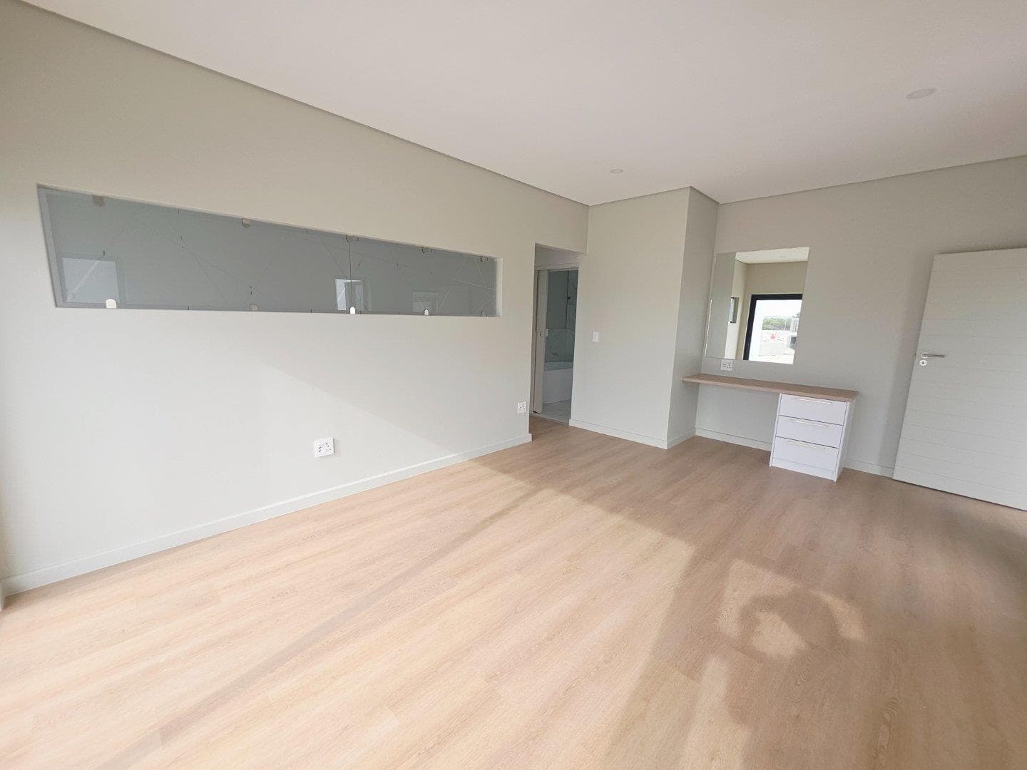 Your Vision, Your Home — North-Facing Plot & Build Opportunity in Parklands North - view 10